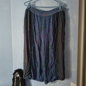 Tienda Ho Multicolor Blue Rayon Pull On Crop Pants One Size